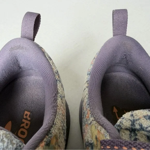 Brooks Revel 5 Women's Tie-Dye Multi-Color Knit Running Shoes Size 7.5 - Picture 10 of 13